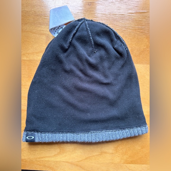 Oakley Tuque/Hat - Grey - Picture 4 of 4